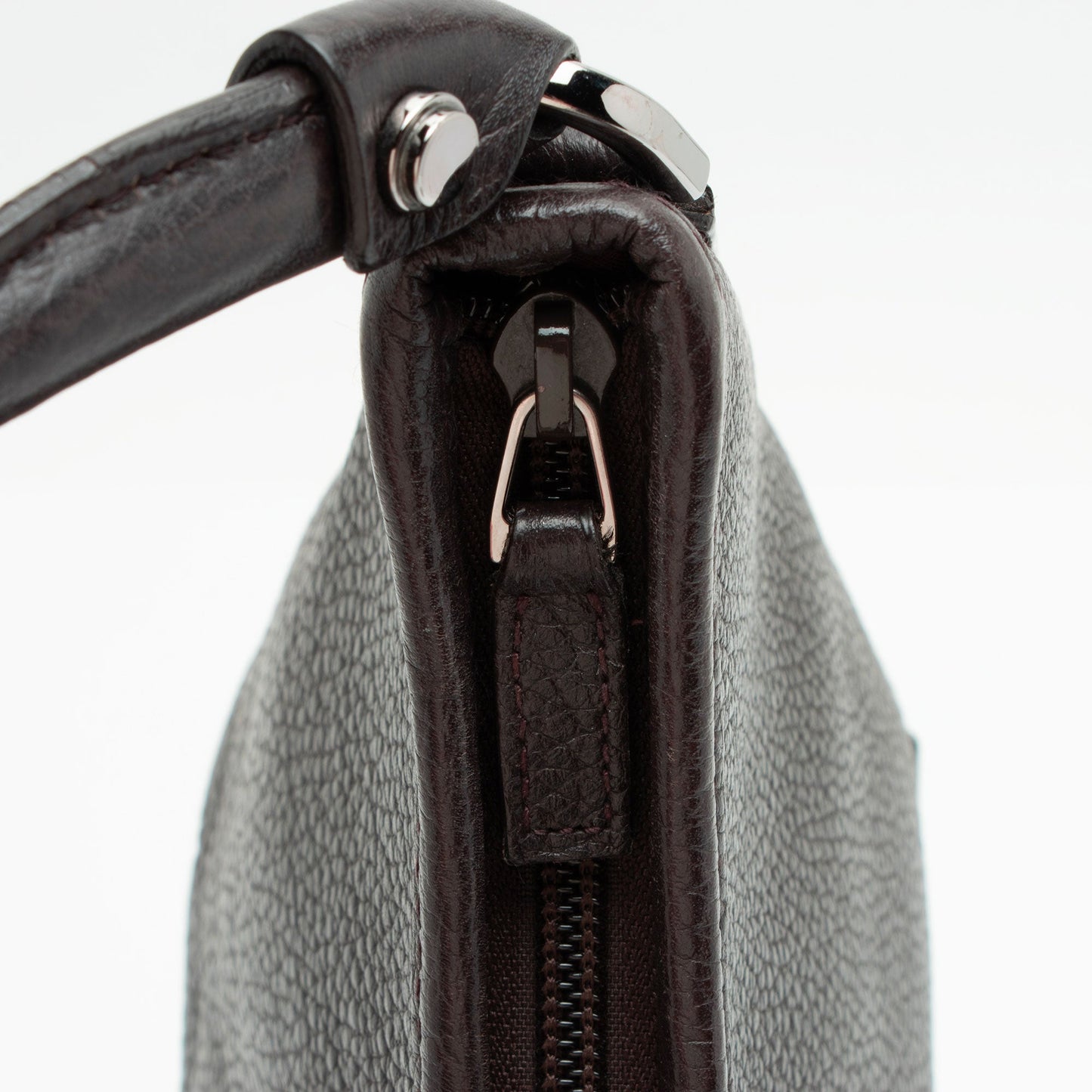 Gucci Leather Abbey Medium Hobo