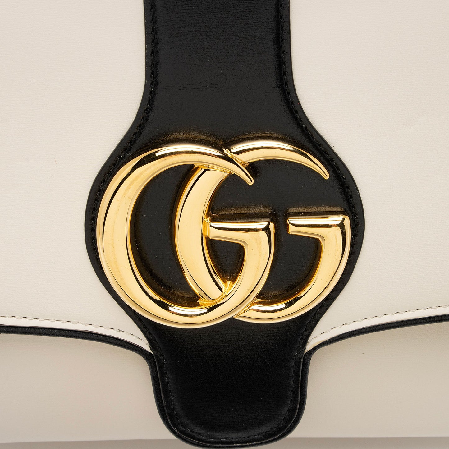 Gucci Leather Arli Medium Shoulder Bag (SHF-NCcLj2)