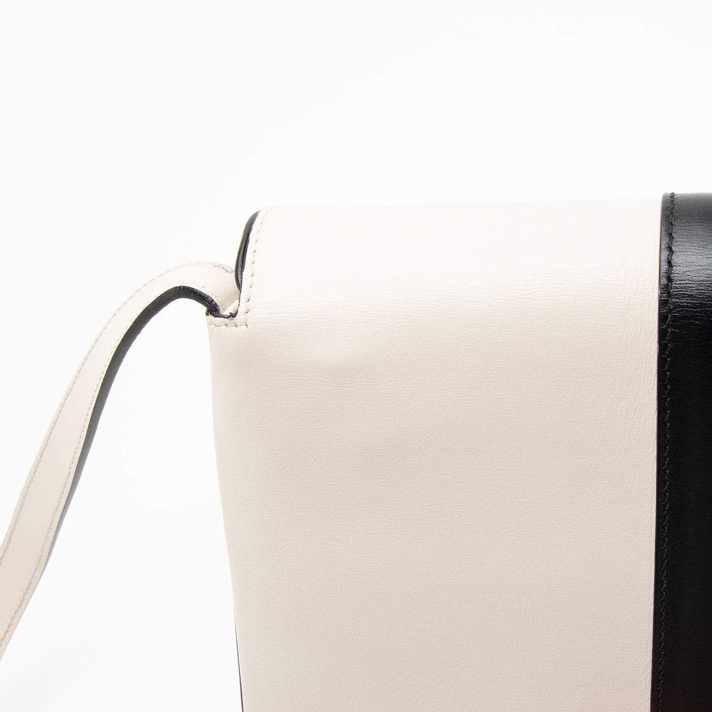 Gucci Leather Arli Small Shoulder Bag