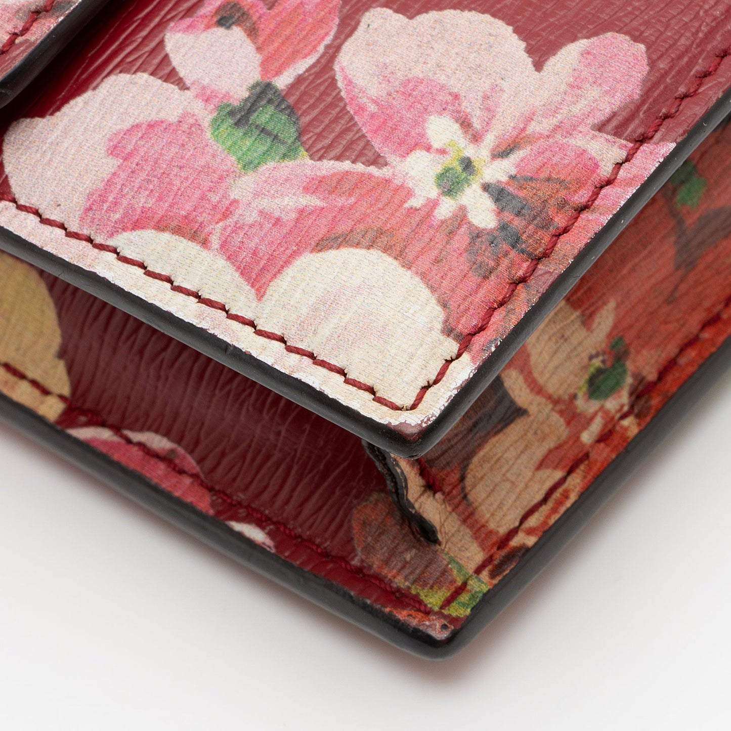 Gucci Leather Blooms Interlocking GG Wallet on Chain (SHF-dj50gX)