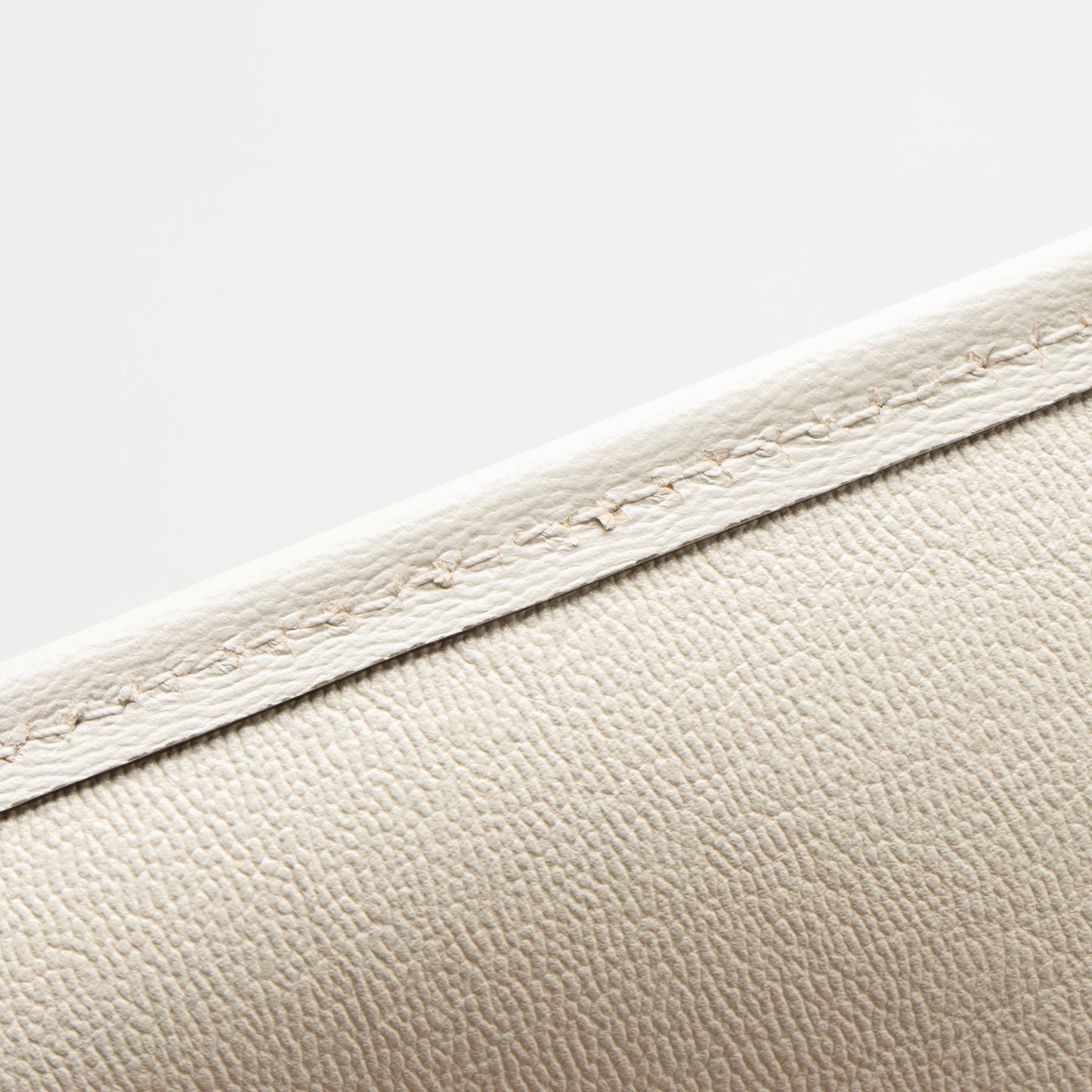 Gucci Leather Dahlia Medium Tote (SHF-l9vBxj)