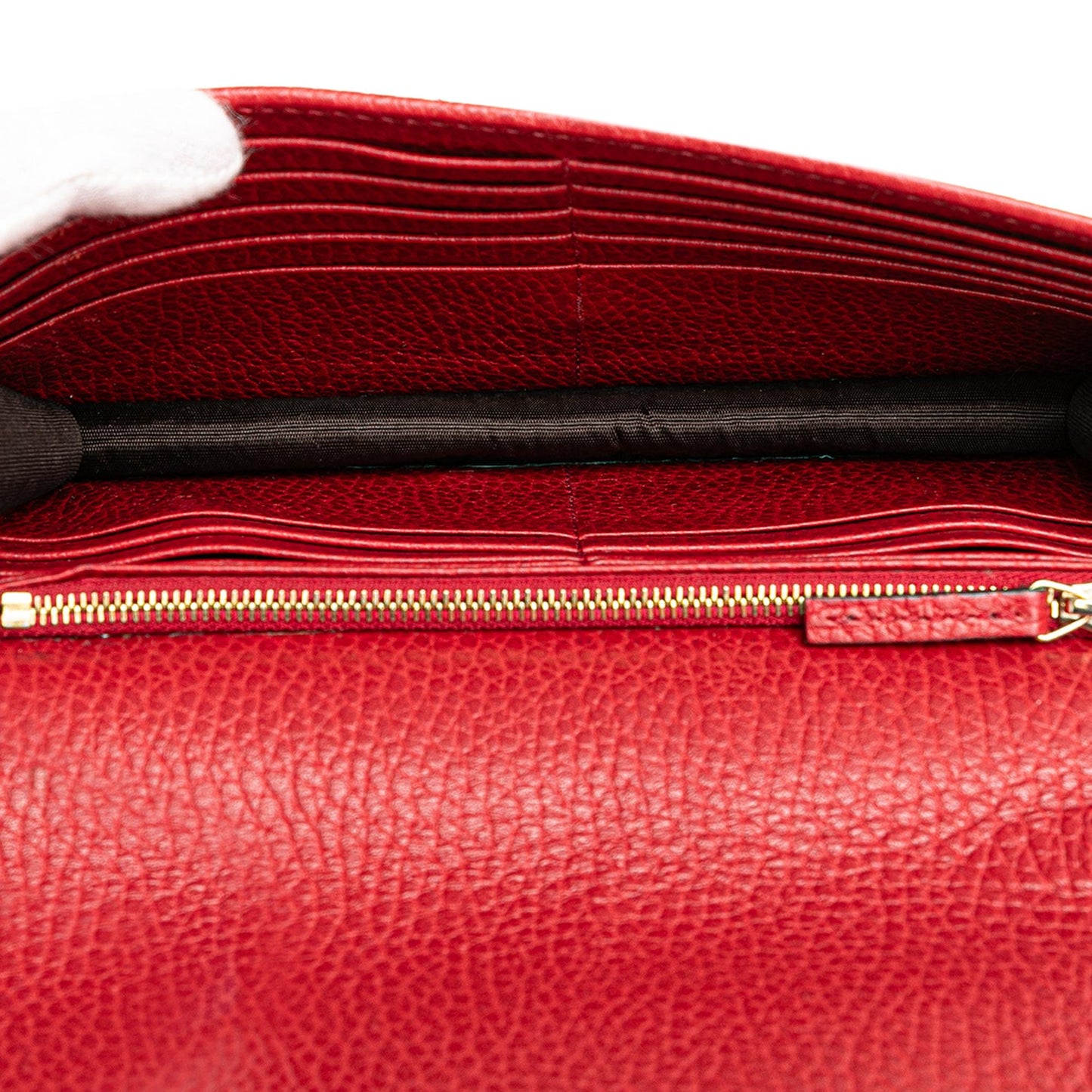 Gucci Leather Interlocking G Dollar Wallet on Chain