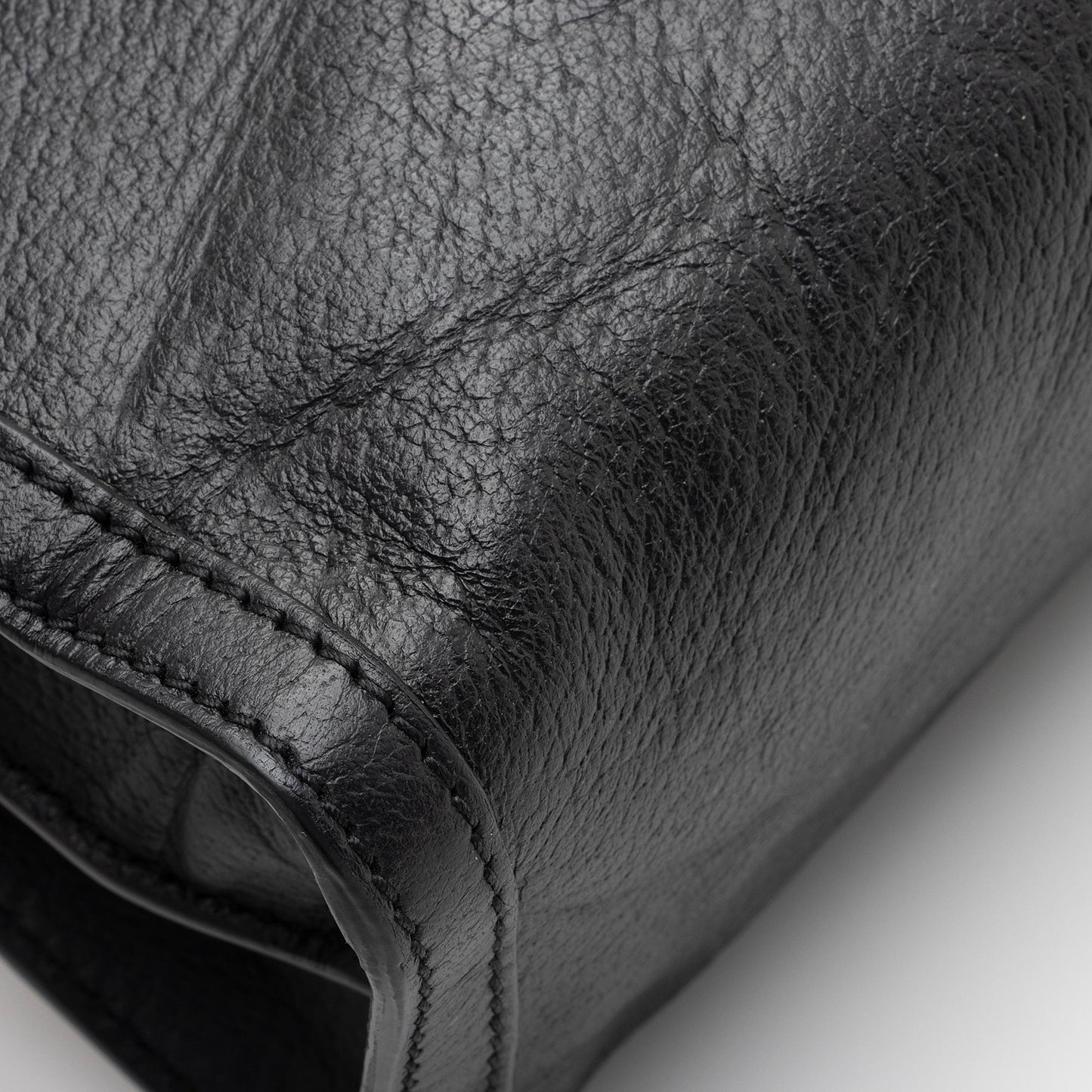 Gucci Leather Ophidia Medium Shoulder Bag (SHF-22397)