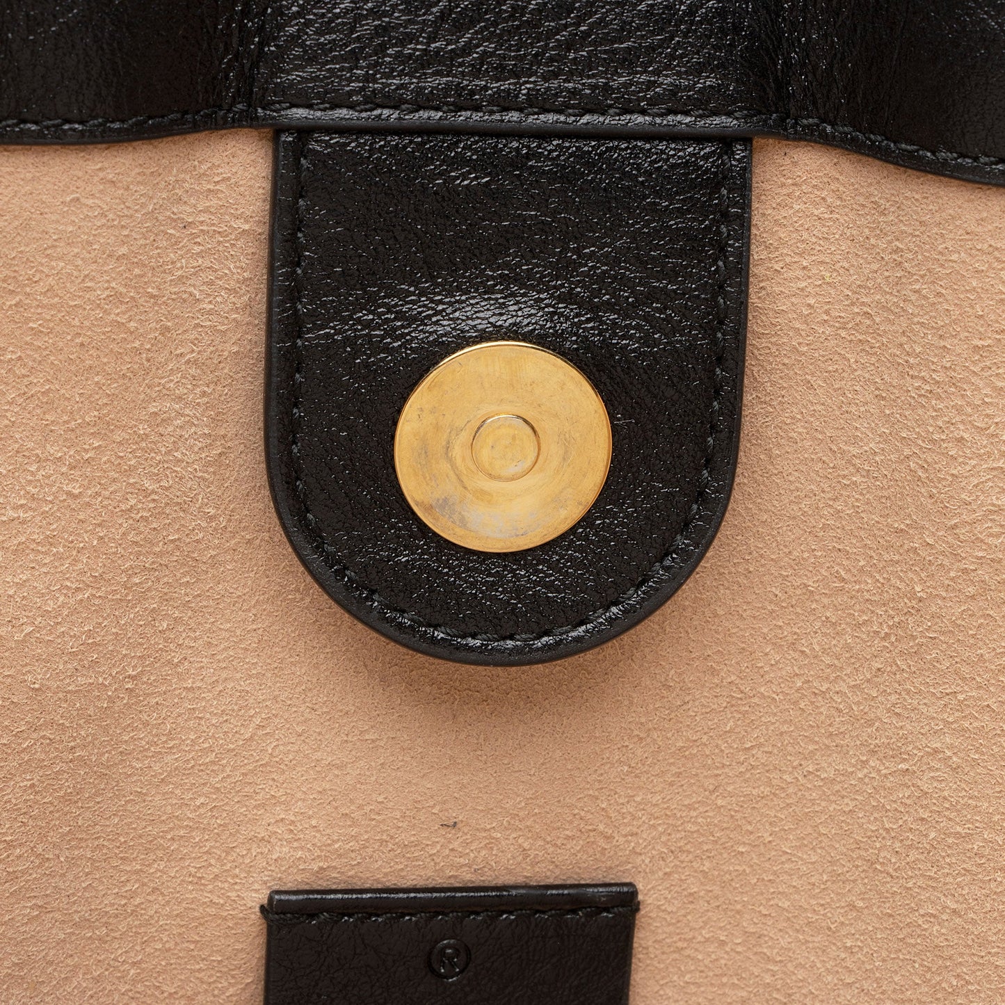 Gucci Leather Rajah Large Tote (SHF-Vvlw5M)