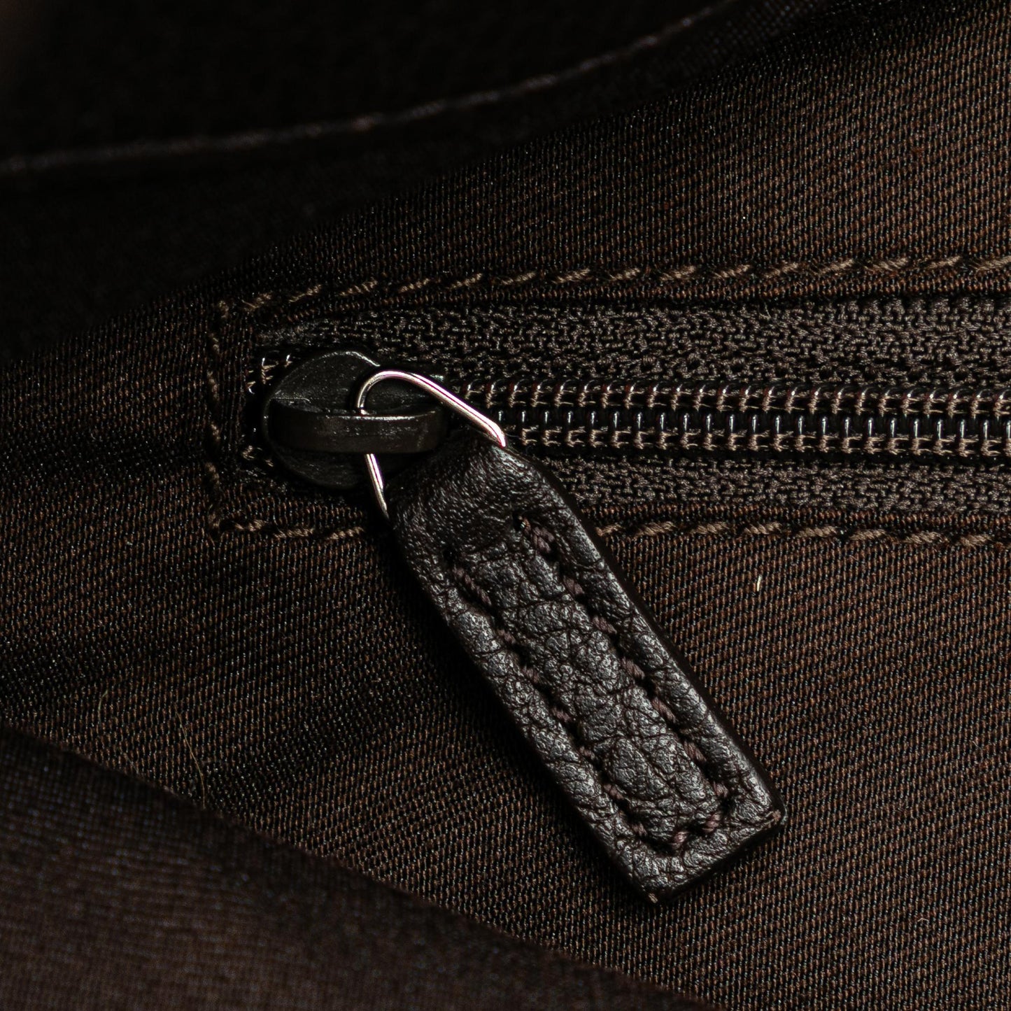 Gucci Leather Shoulder Bag