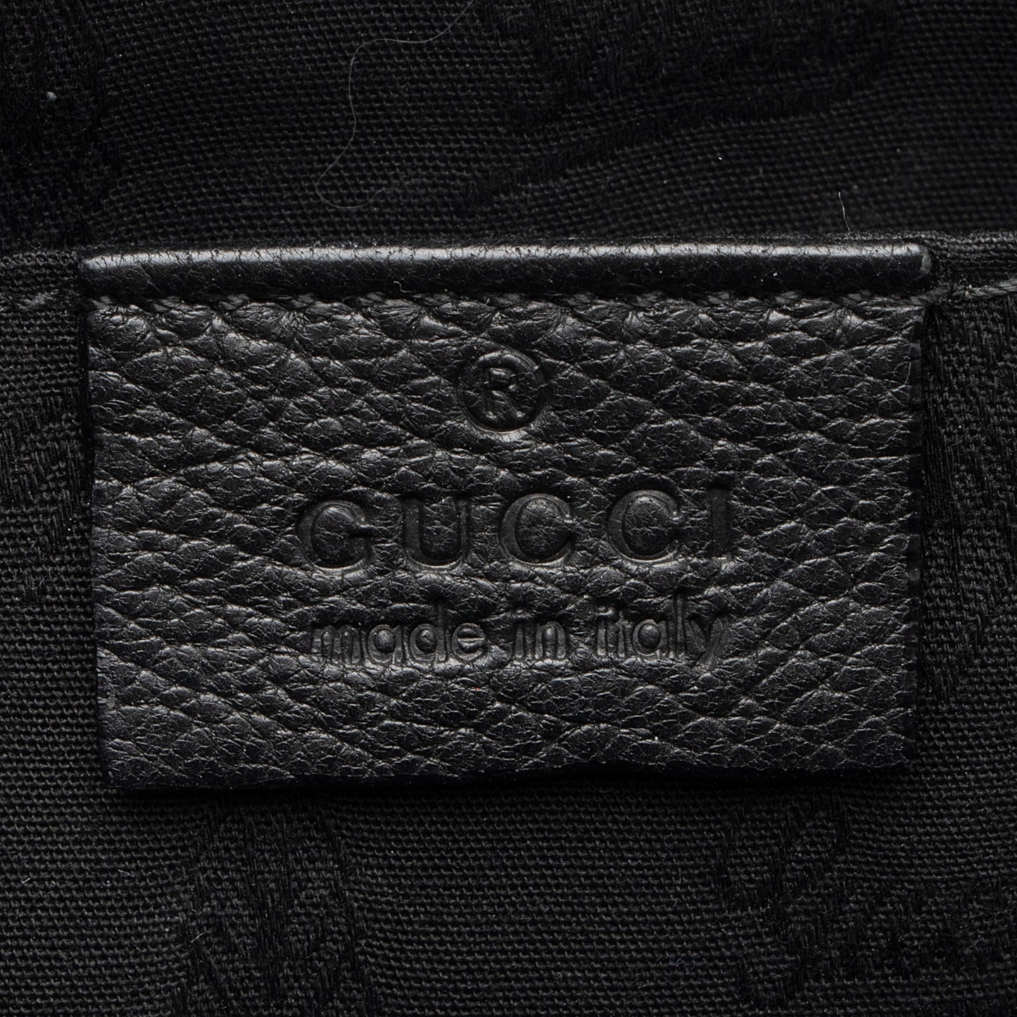 Gucci Leather Sienna Tassel Clutch (SHF-K7dFFR)