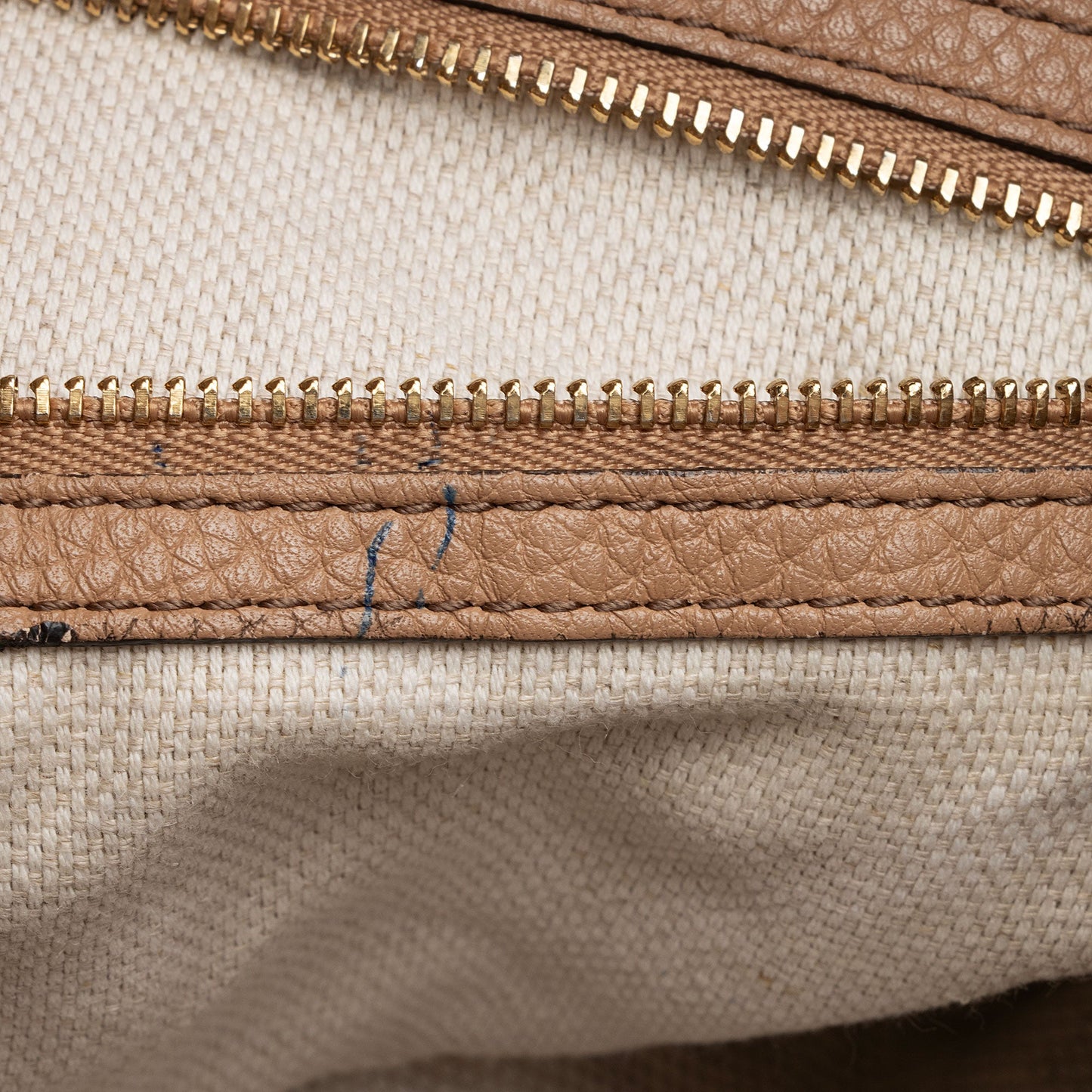 Gucci Leather Soho Large Convertible Shoulder Bag (SHF-94bctP)