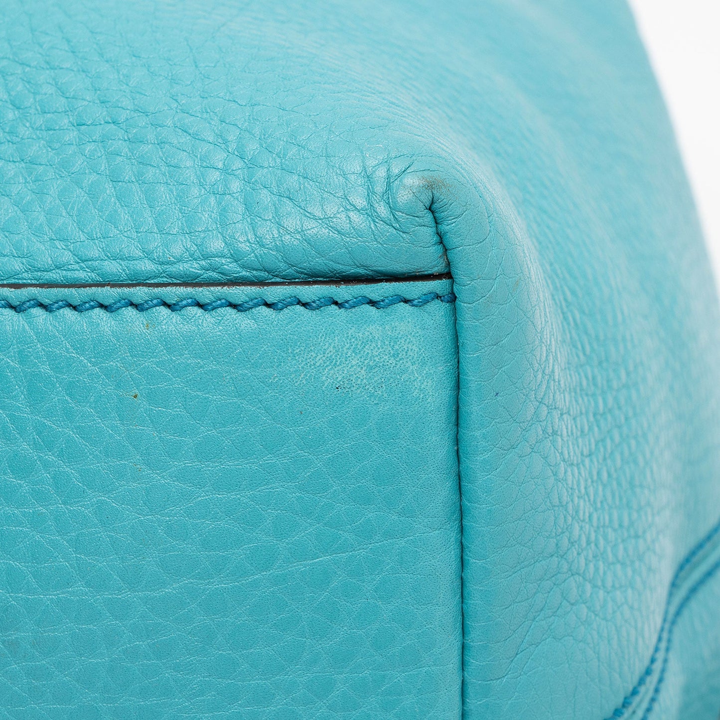 Gucci Leather Soho Medium Shoulder Bag (SHF-LAstT0)