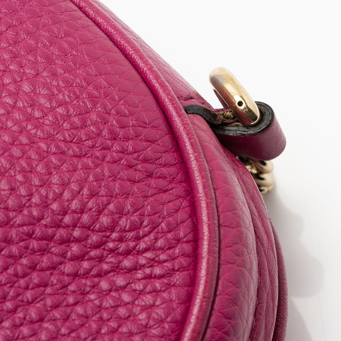 Gucci Leather Soho Mini Chain Bag (SHF-8kN0JE)