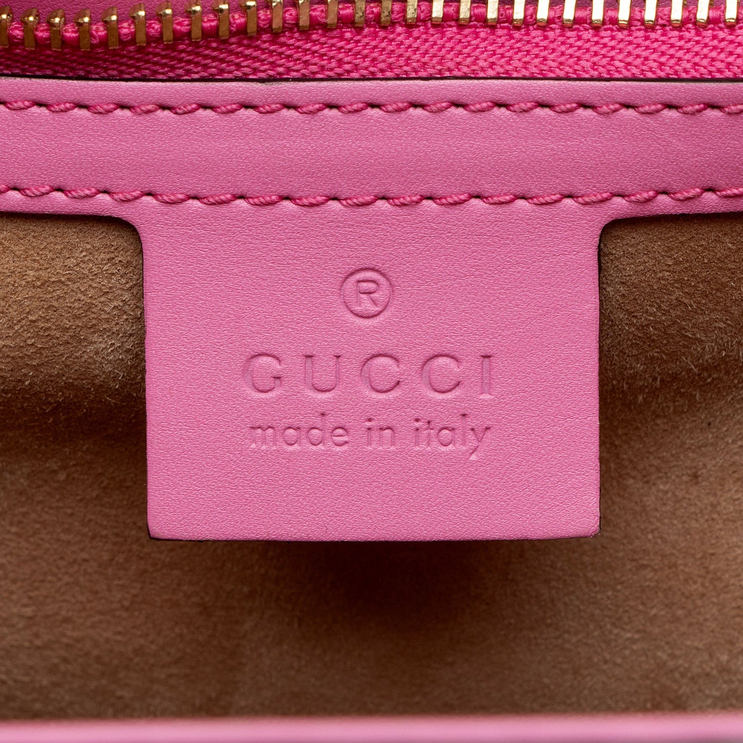 Gucci Leather Sylvie Medium Top Handle (SHF-h0LvZF)