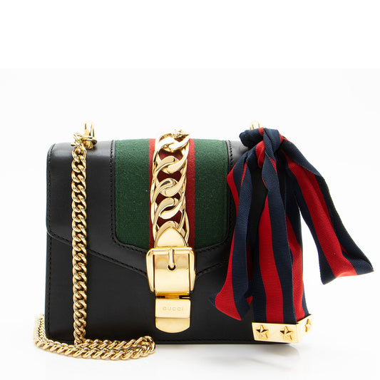 Gucci Leather Sylvie Mini Chain Bag (SHF-c7rwM9)