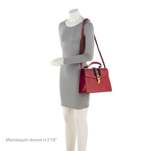 Gucci Leather Sylvie Top Handle Medium Satchel (SHF-BlCZi9)