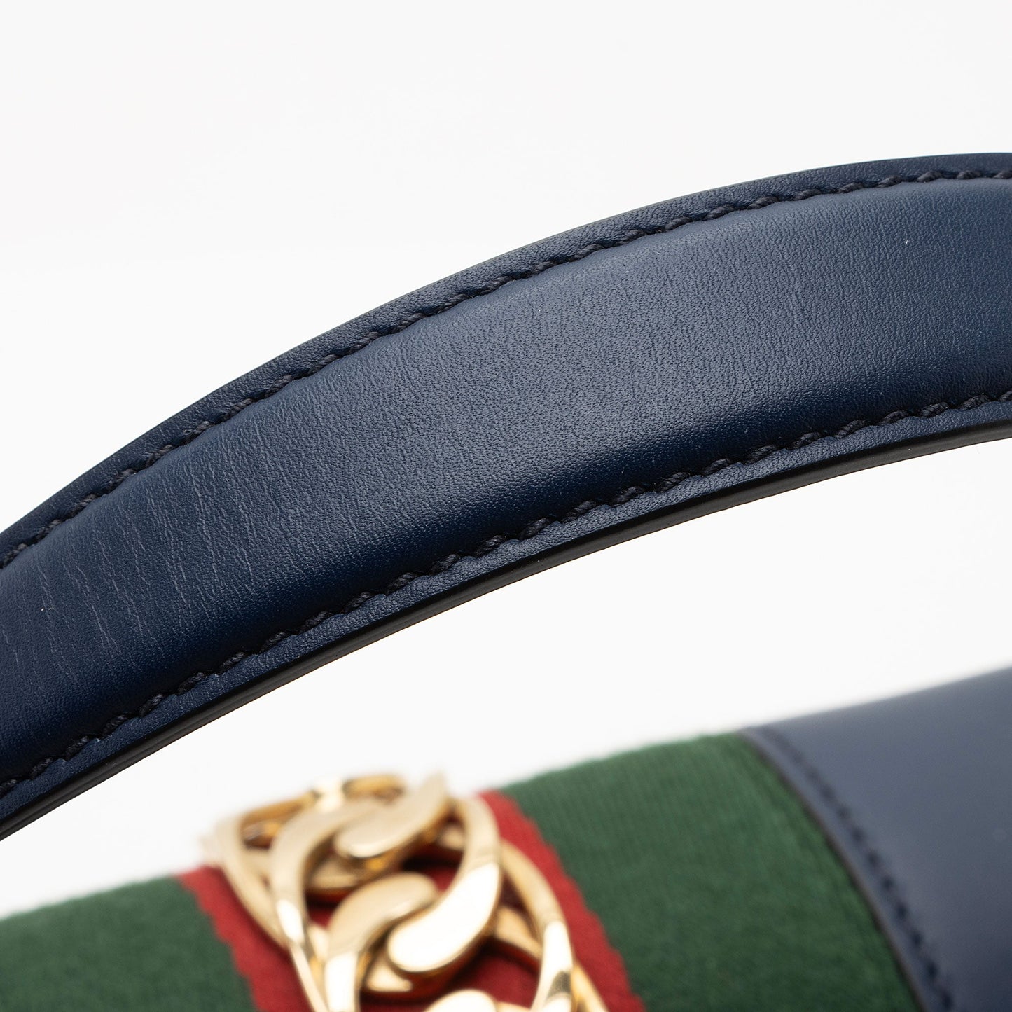 Gucci Leather Sylvie Medium Top Handle (SHF-s5Ji15)