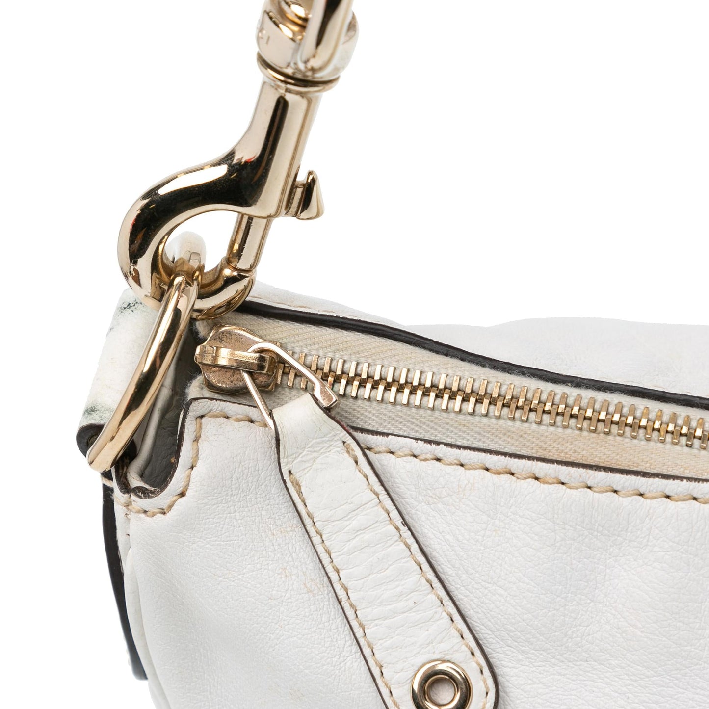 Gucci Leather Voyager Hobo (SHG-qEwa7k)