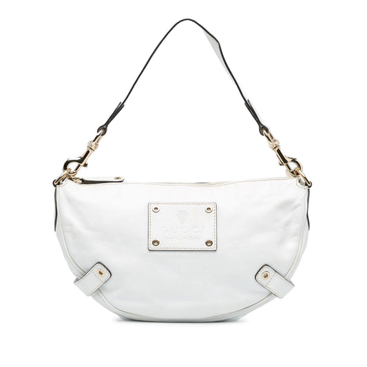 Gucci Leather Voyager Hobo (SHG-qEwa7k)
