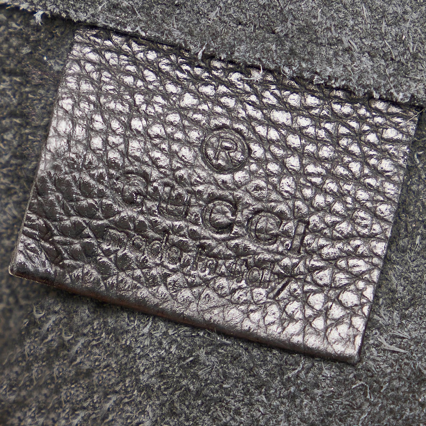 Gucci Logo Leather Tote Bag (SHG-29841)