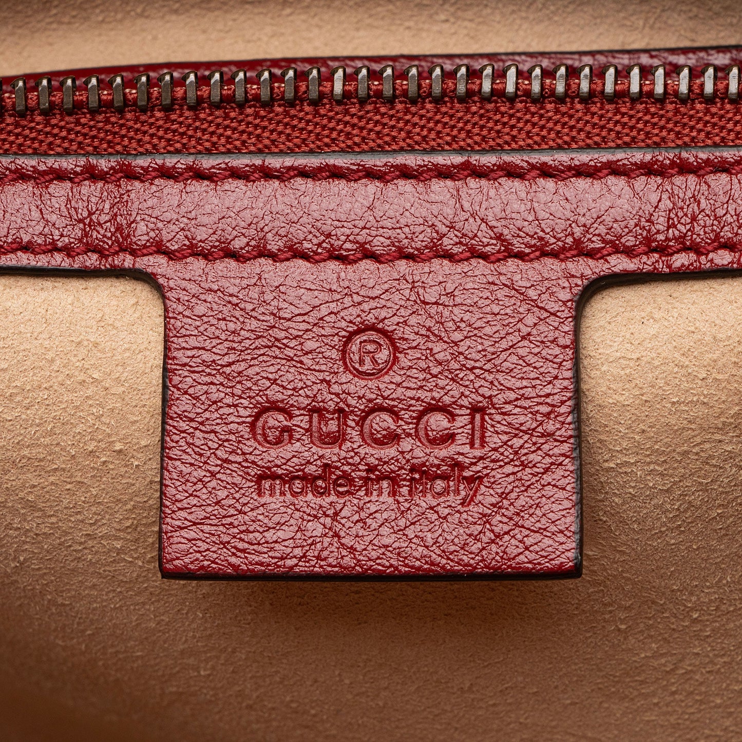 Gucci Matelasse GG Marmont Medium Tote