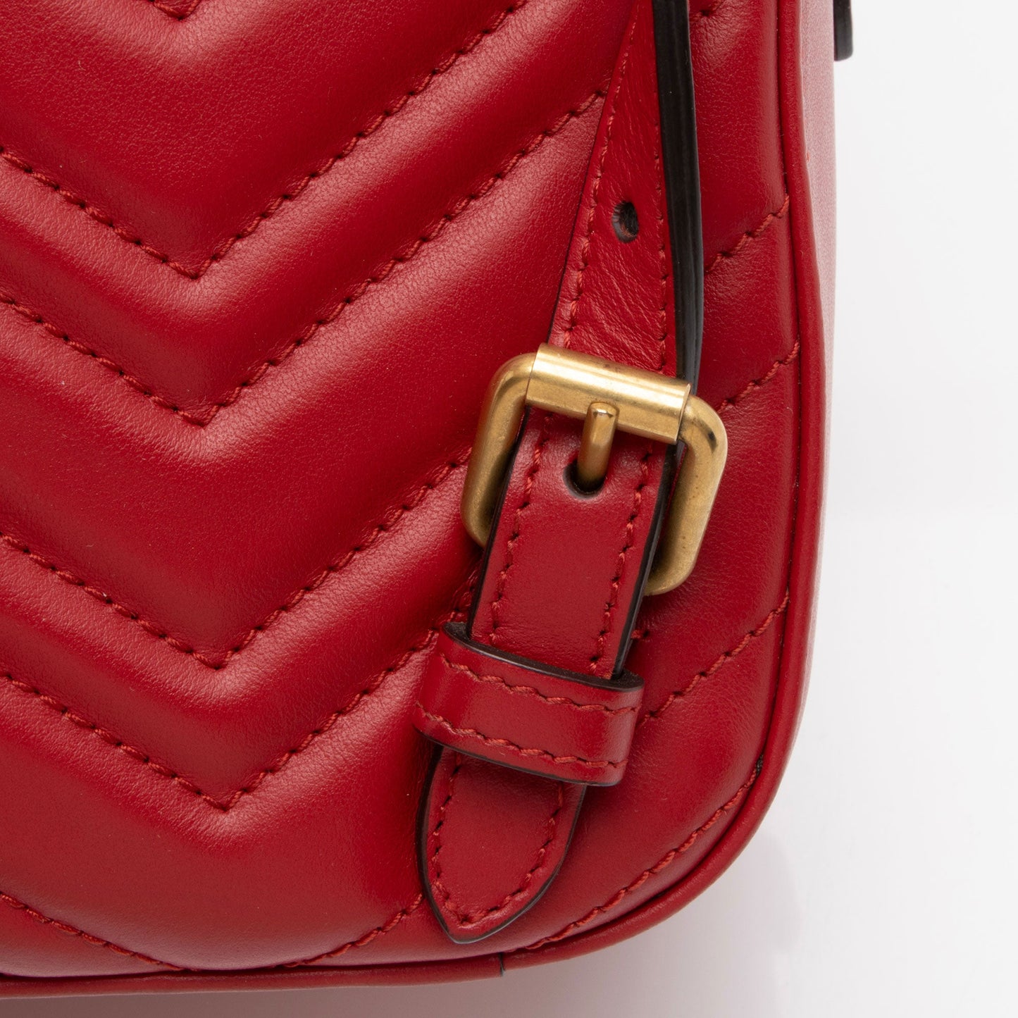 Gucci Matelasse Leather GG Marmont Backpack (SHF-dnTU2B)