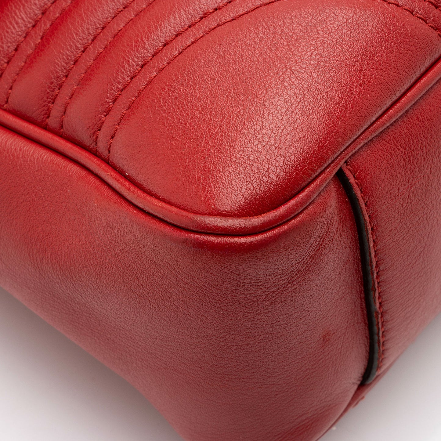 Gucci Matelasse Leather GG Marmont Medium Flap Bag