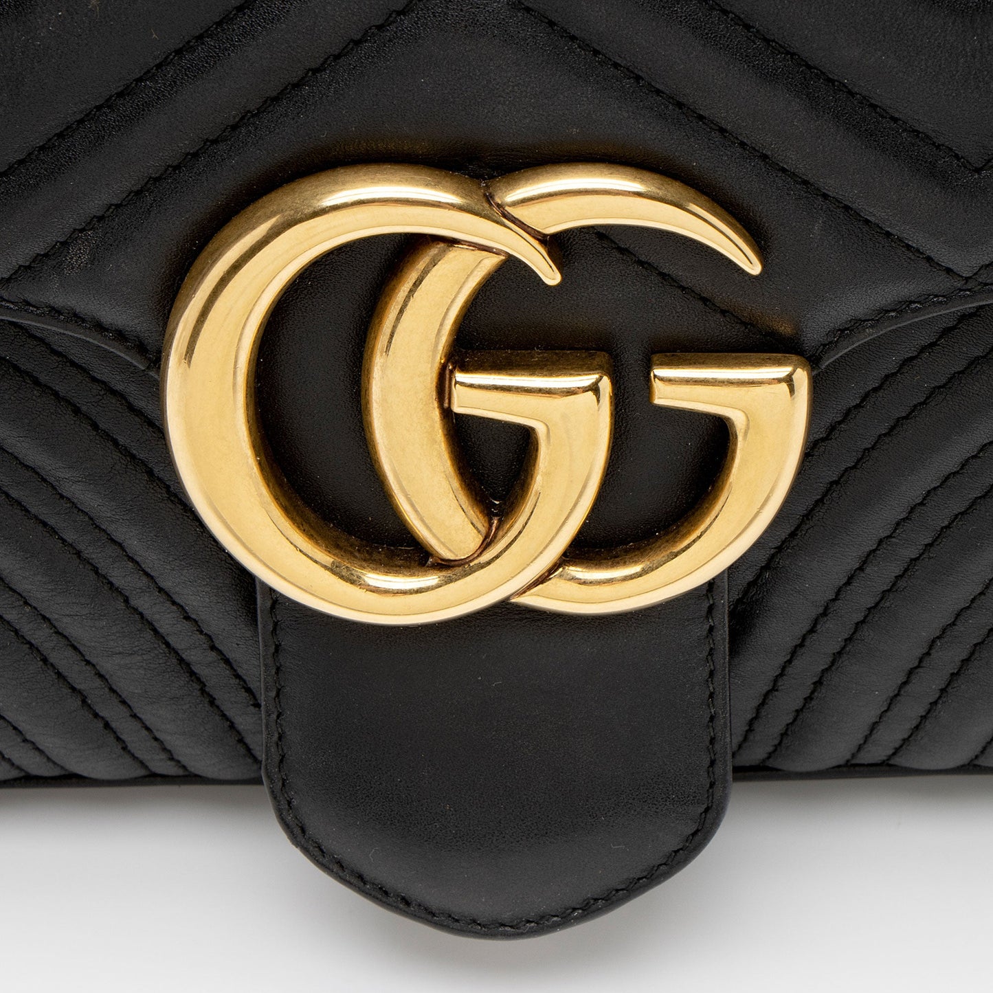 Gucci Matelasse Leather GG Marmont Medium Flap Bag