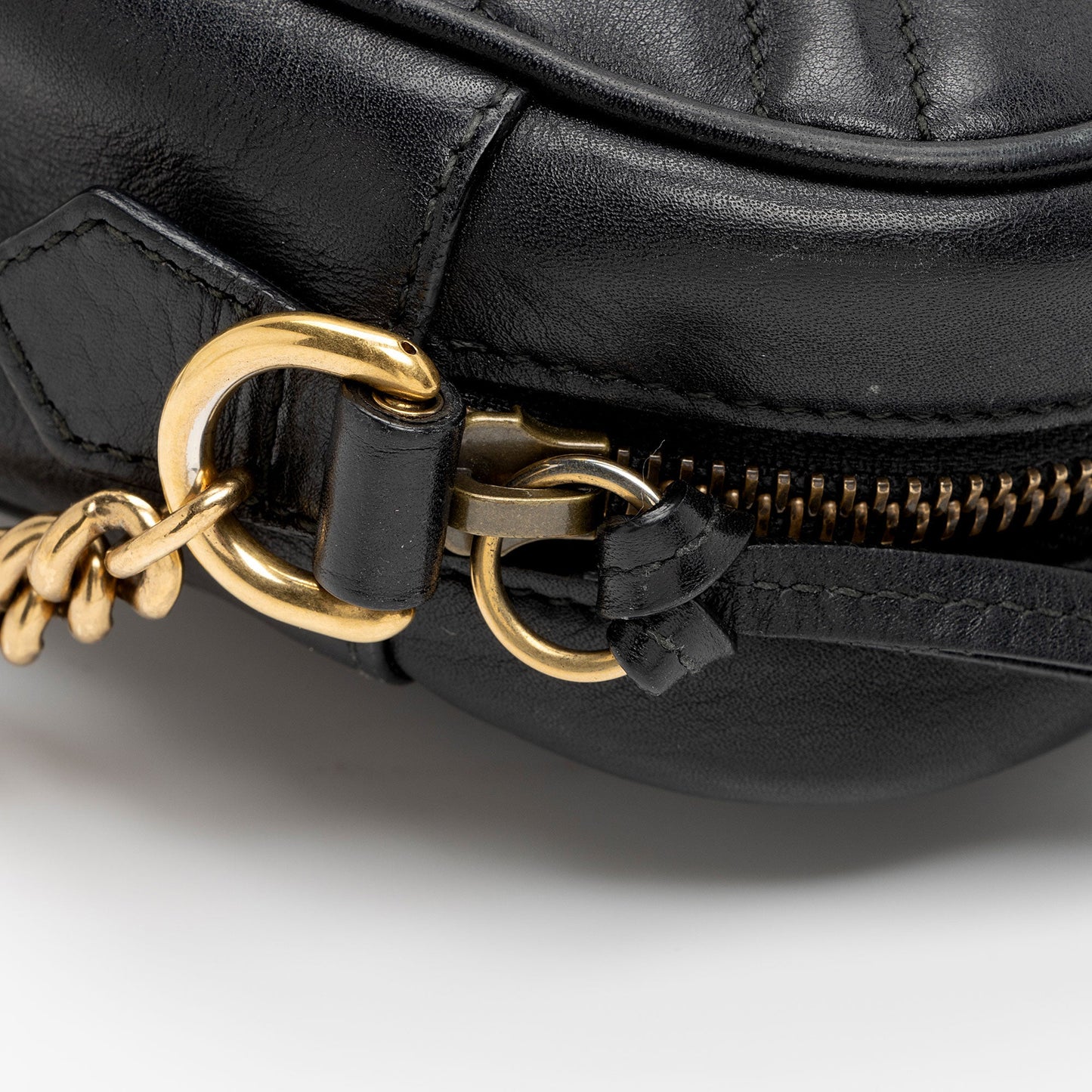 Gucci Matelasse Leather GG Marmont Mini Bag (SHF-MVP7lQ)