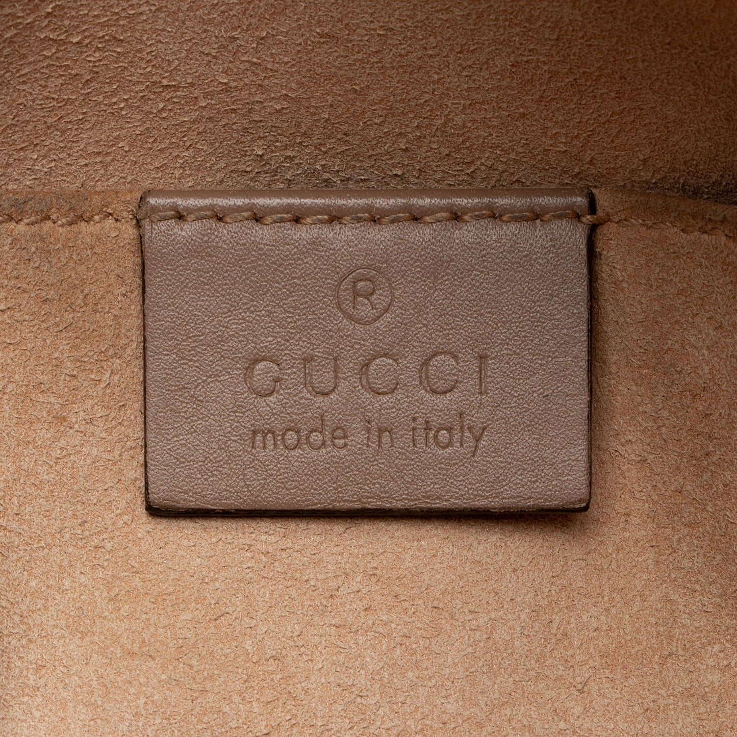 Gucci Matelasse Leather GG Marmont Mini Bag (SHF-rnywkF)