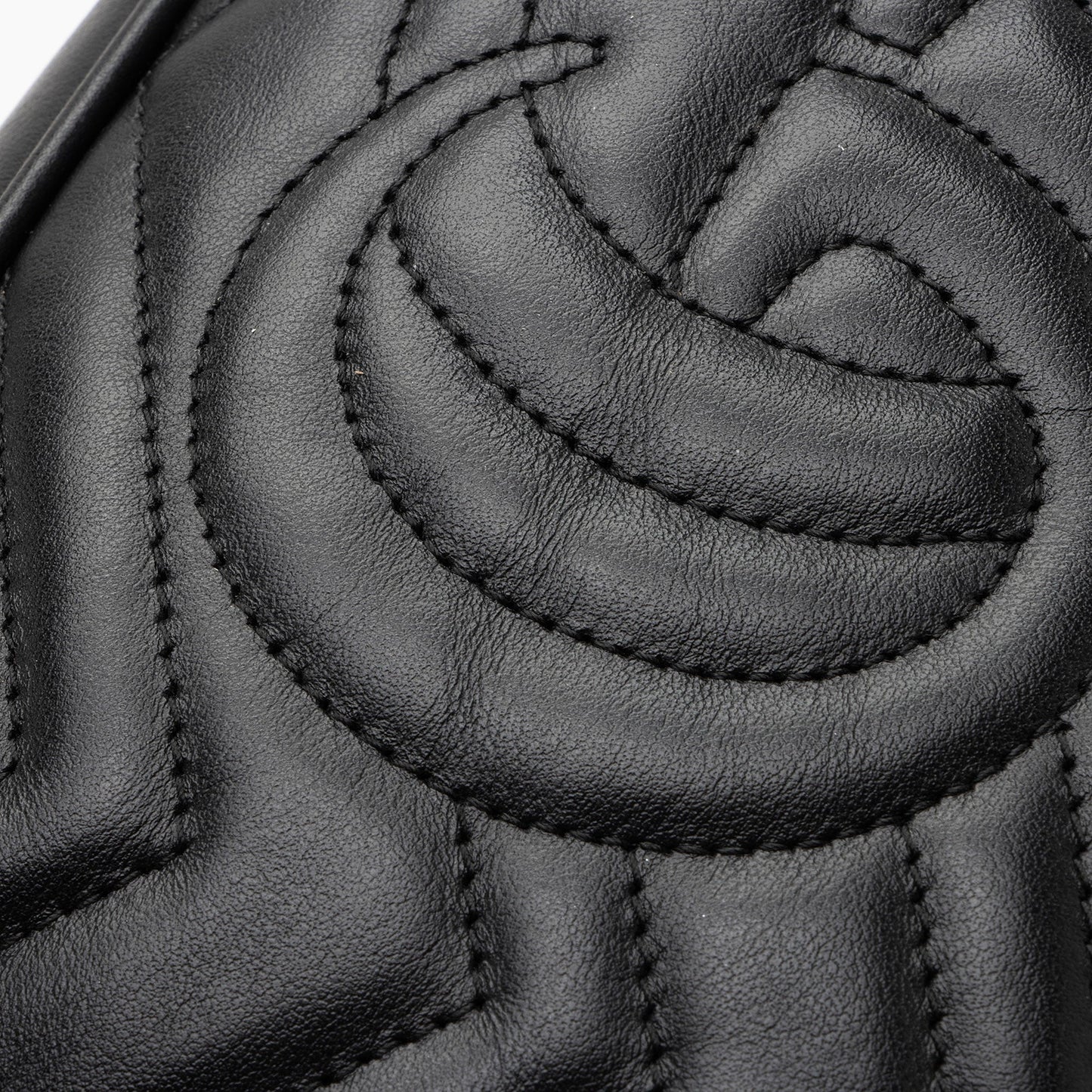 Gucci Matelasse Leather GG Marmont Mini Bag (SHF-3G1w1x)