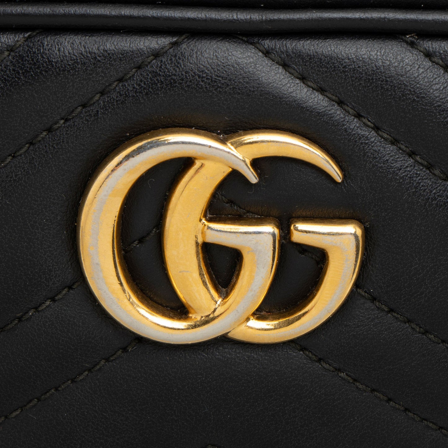 Gucci Matelasse Leather GG Marmont Mini Bag (SHF-MMurmE)
