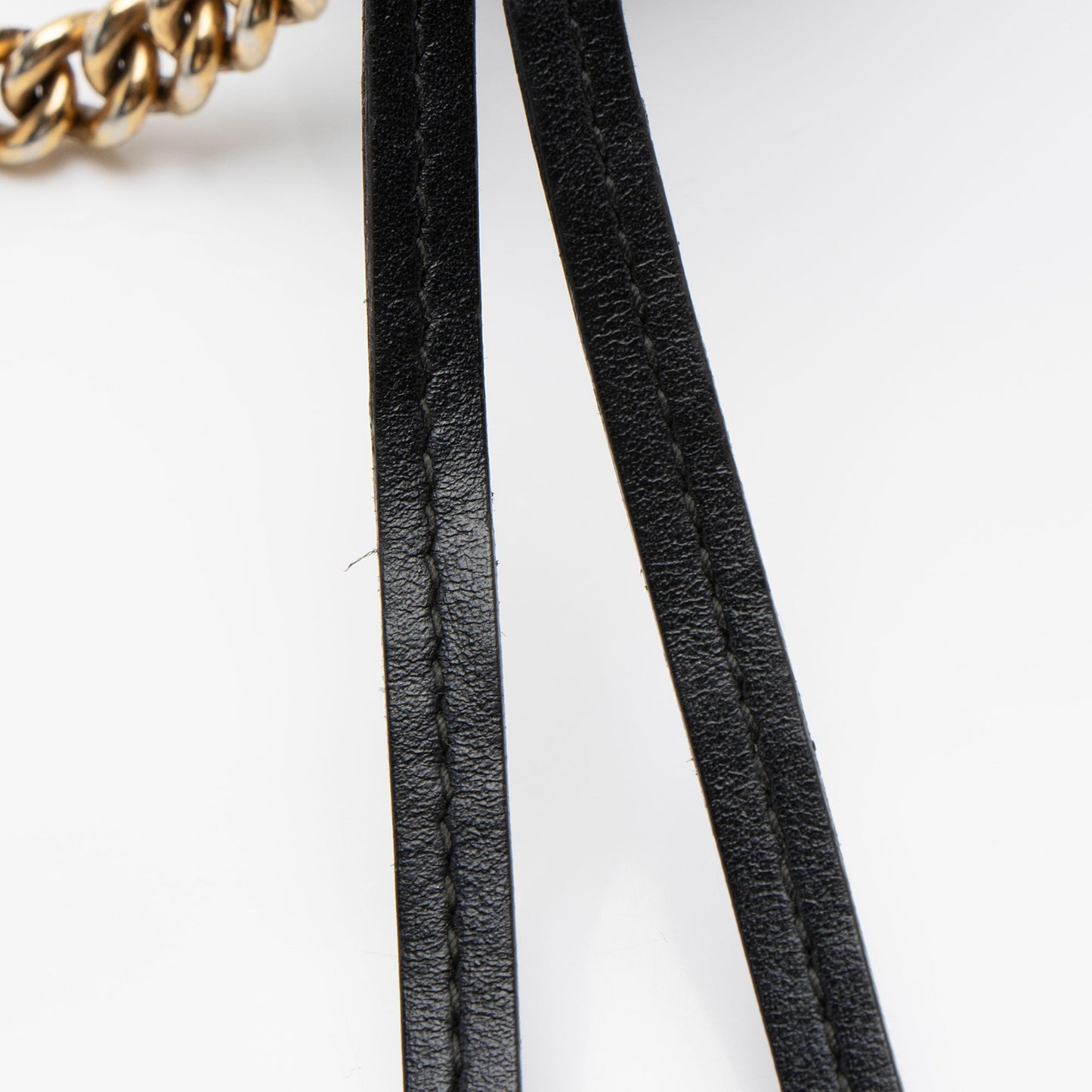 Gucci Matelasse Leather GG Marmont Mini Bag (SHF-MMurmE)