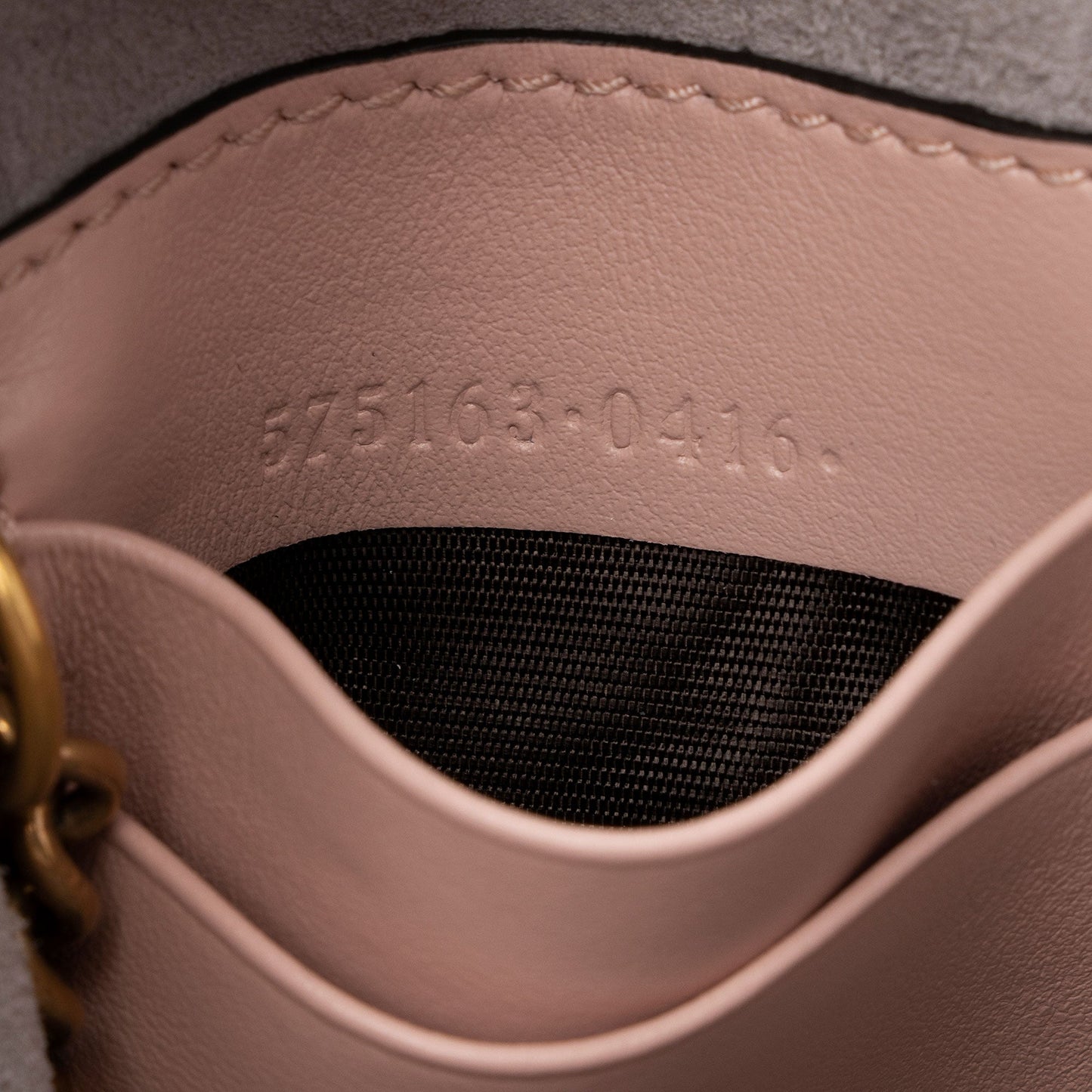 Gucci Matelasse Leather GG Marmont Mini Bucket Bag (SHF-mpO6dQ)