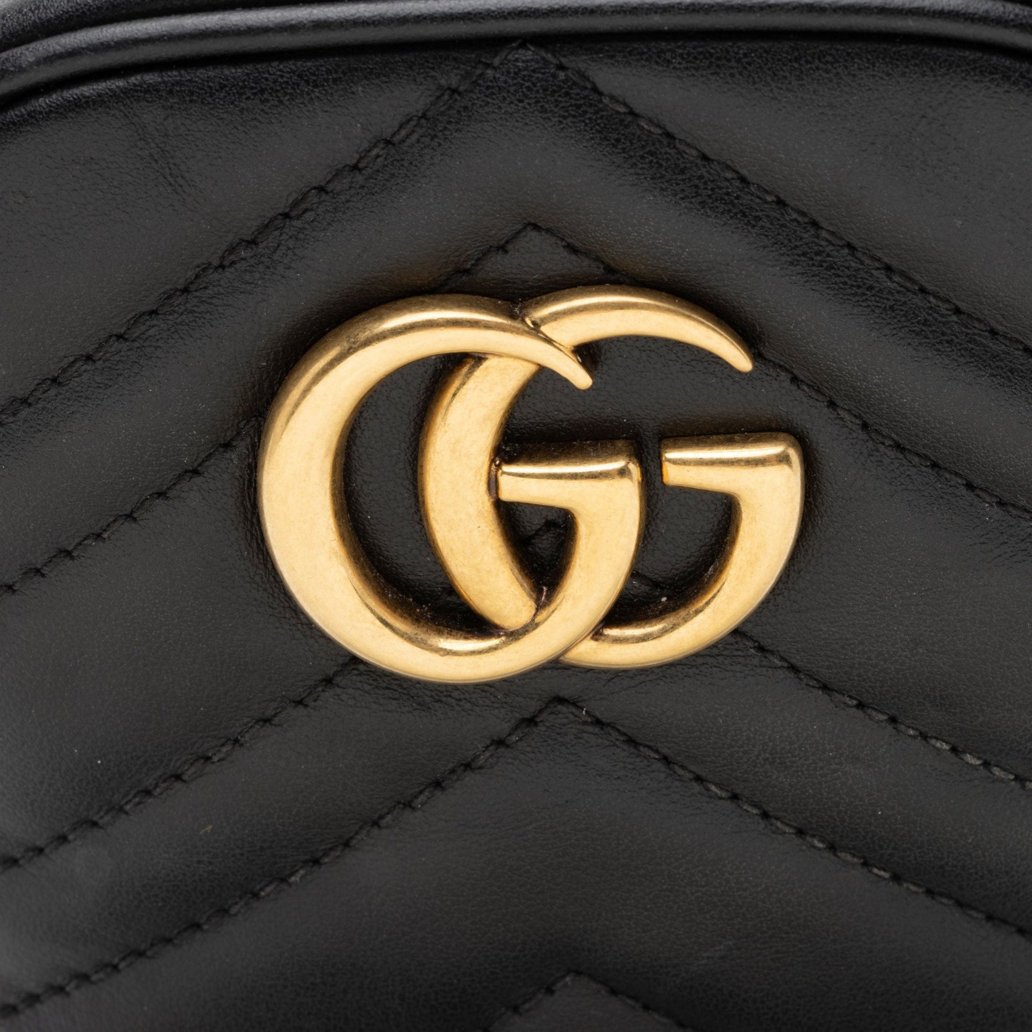 Gucci Matelasse Leather GG Marmont Mini Crossbody Bag (SHF-37j21T)