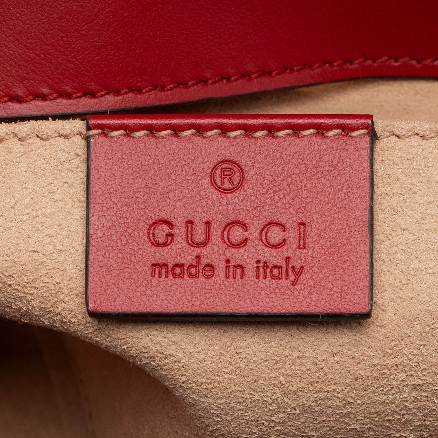 Gucci Matelasse Leather GG Marmont Mini Flap Bag (SHF-w2Ucq0)