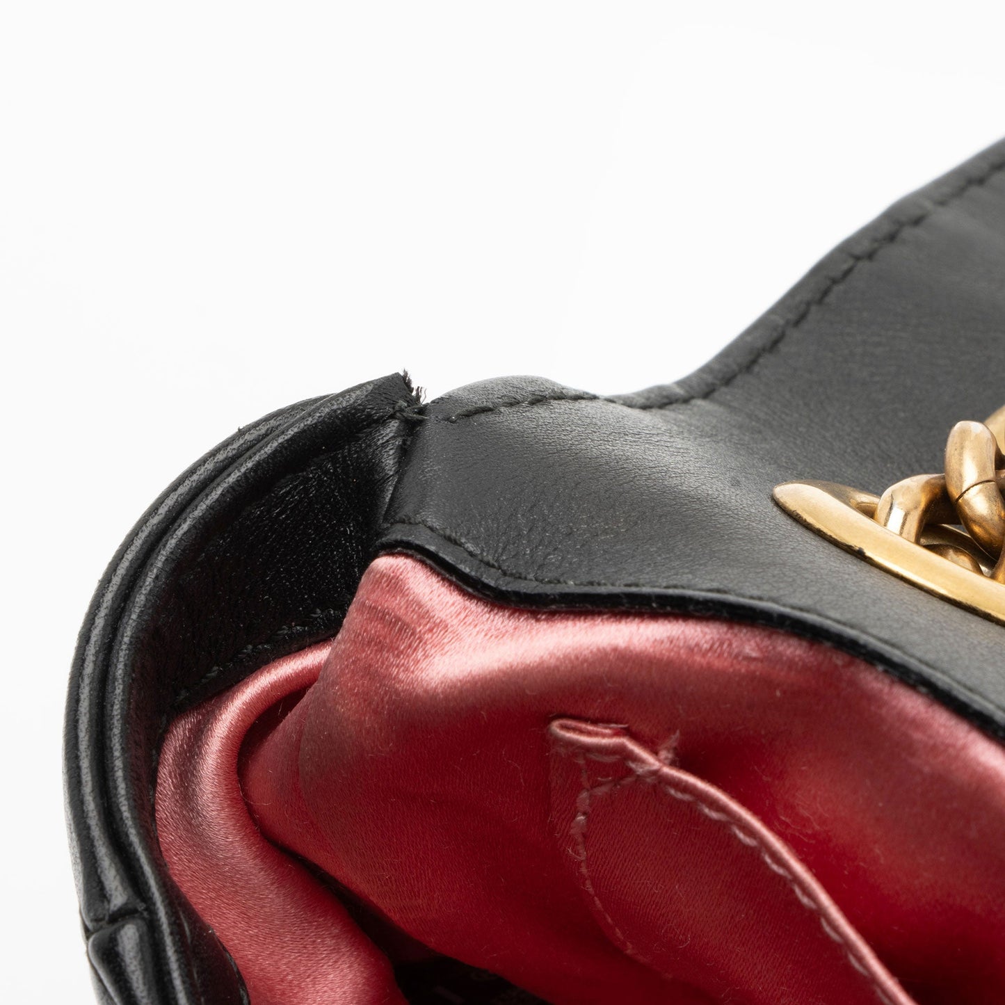 Gucci Matelasse Leather GG Marmont Two Tone Mini Flap Bag (SHF-GrfDUZ)