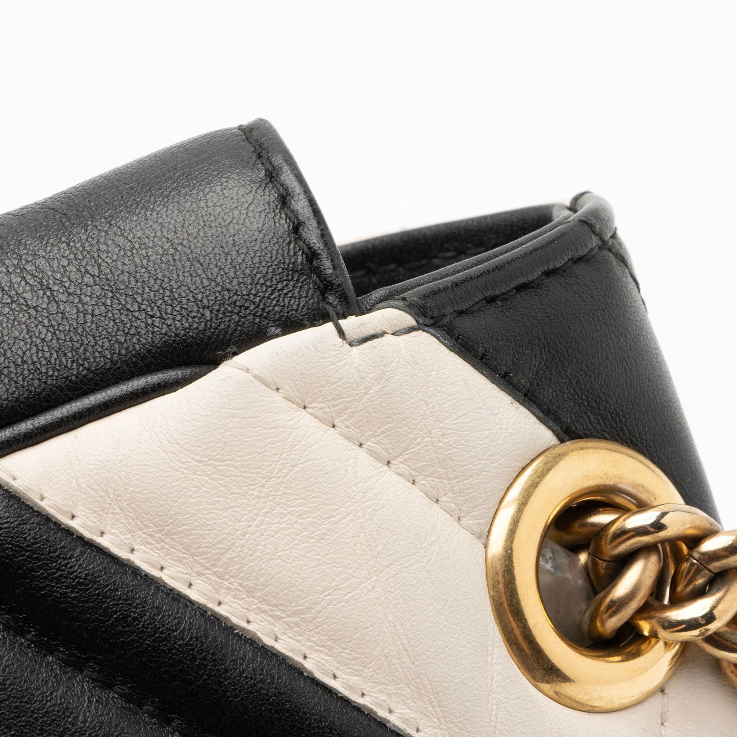 Gucci Matelasse Leather GG Marmont Two Tone Mini Flap Bag (SHF-GrfDUZ)