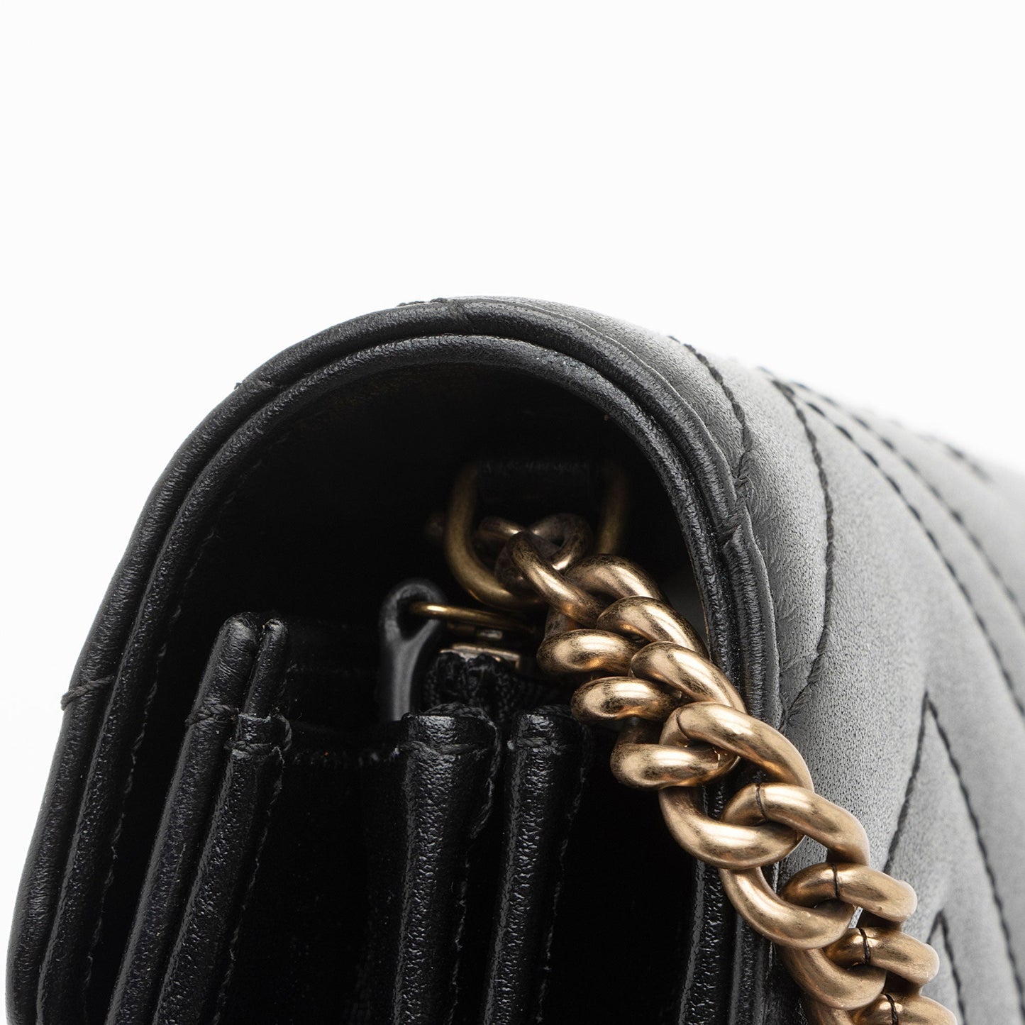 Gucci Matelasse Leather GG Marmont Mini Wallet on Chain Bag (SHF-LtbPoF)