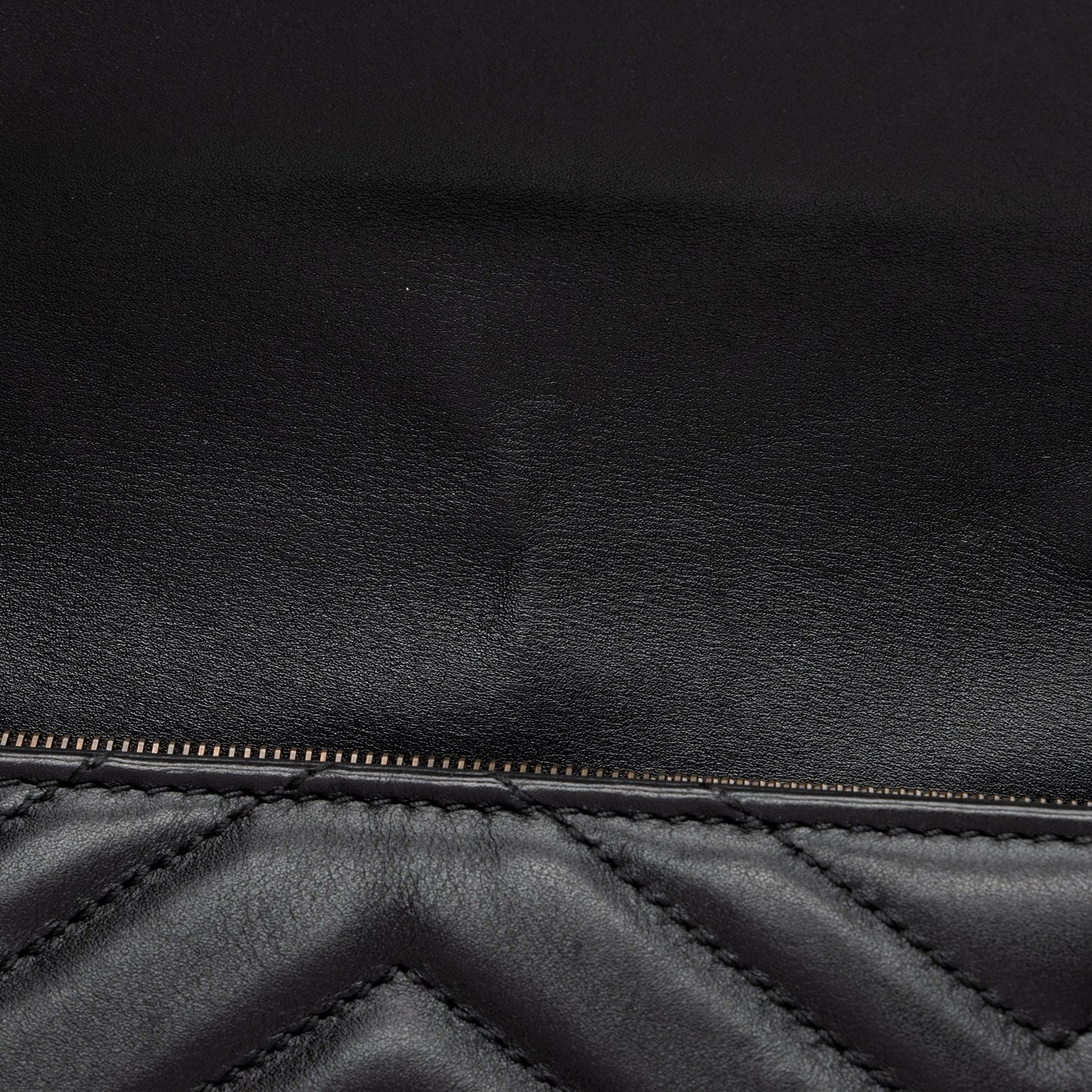Gucci Matelasse Leather GG Marmont Mini Wallet on Chain Bag (SHF-0WR0OD)