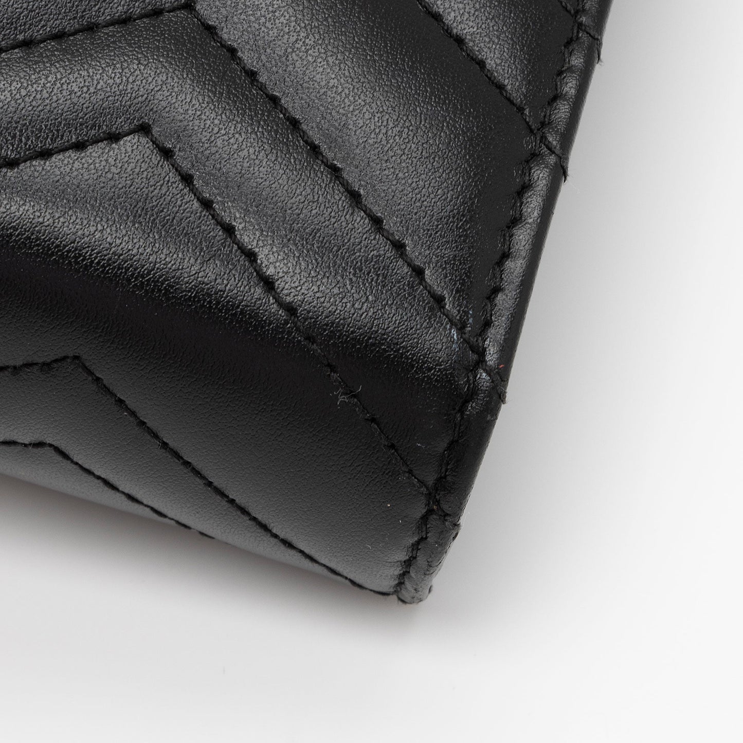 Gucci Matelasse Leather GG Marmont Mini Wallet on Chain (SHF-iDhqds)