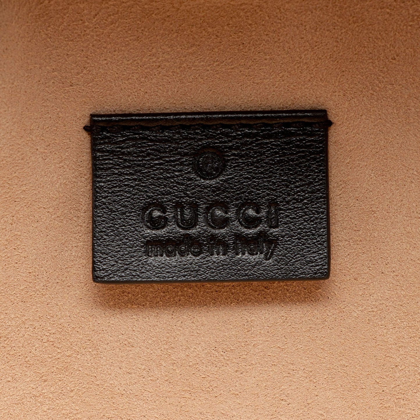 Gucci Matelasse Leather GG Marmont Round Mini Backpack (SHF-nSn7Zg)