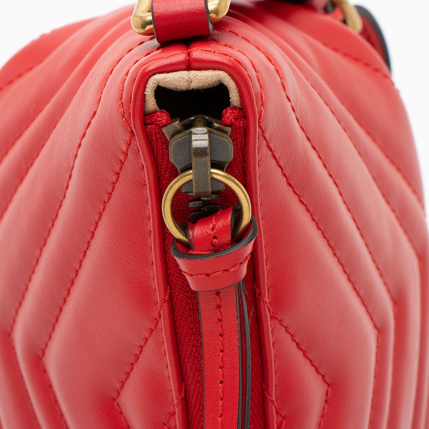 Gucci Matelasse Leather GG Marmont Sling Shoulder Bag