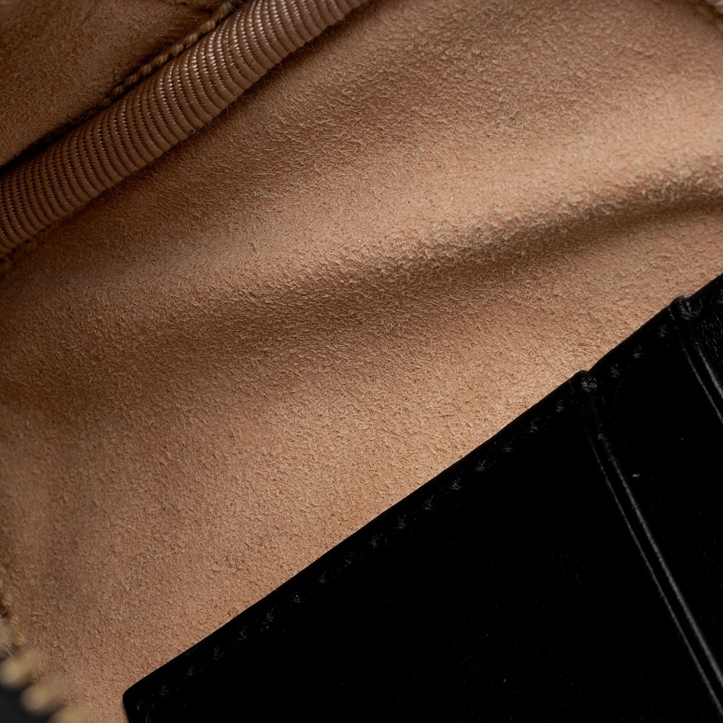Gucci Matelasse Leather GG Marmont Small Crossbody (SHF-EJfMHM)