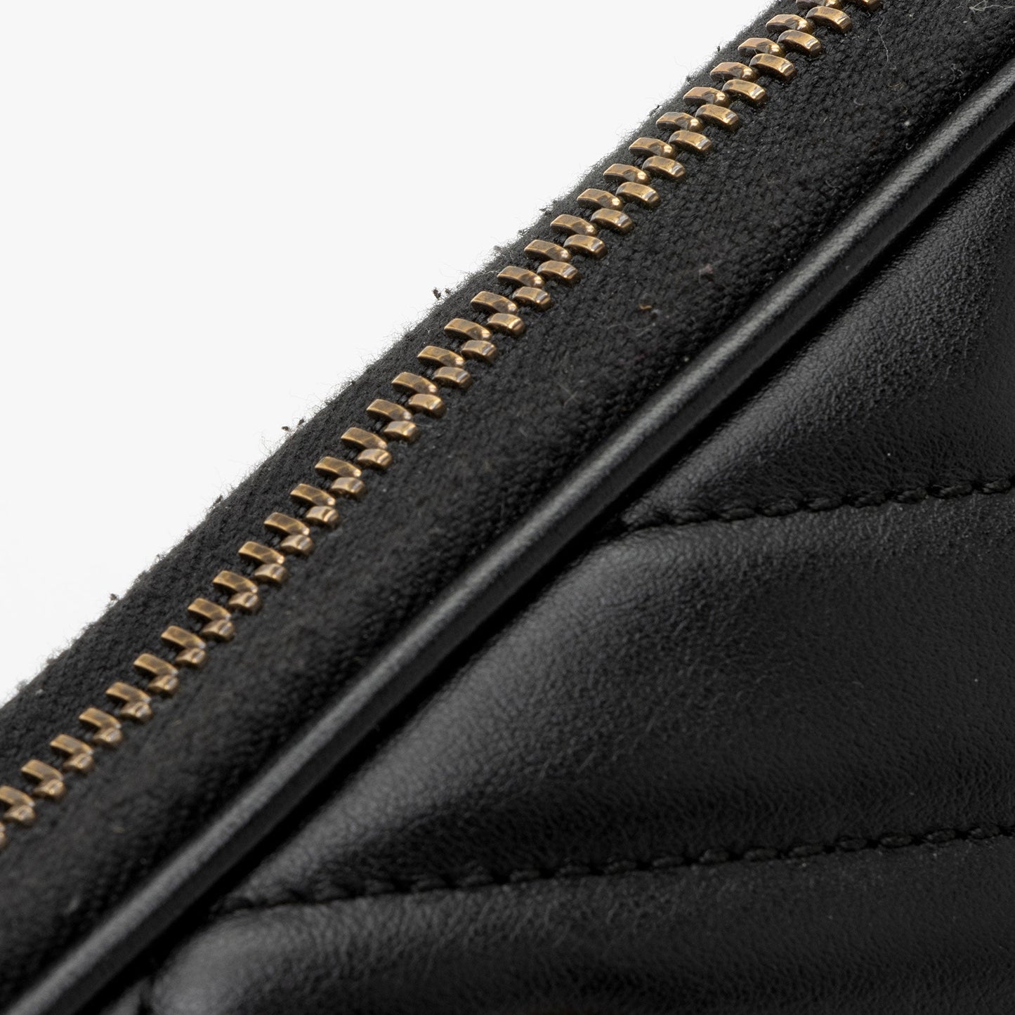 Gucci Matelasse Leather GG Marmont Small Crossbody (SHF-EJfMHM)