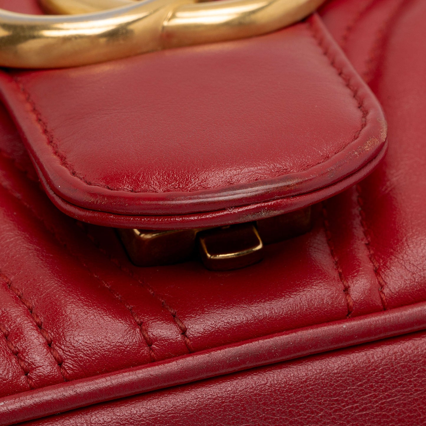 Gucci Matelasse Leather GG Marmont Small Flap Bag (SHF-X3SjWs)