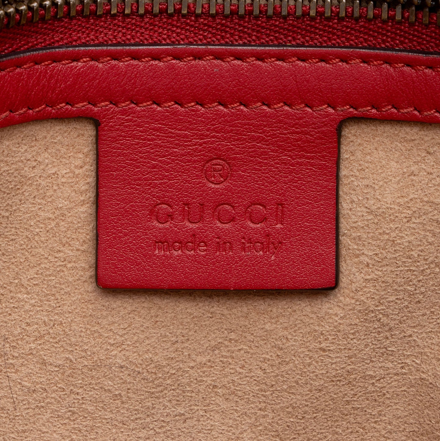 Gucci Matelasse Leather GG Marmont Small Flap Bag (SHF-X3SjWs)