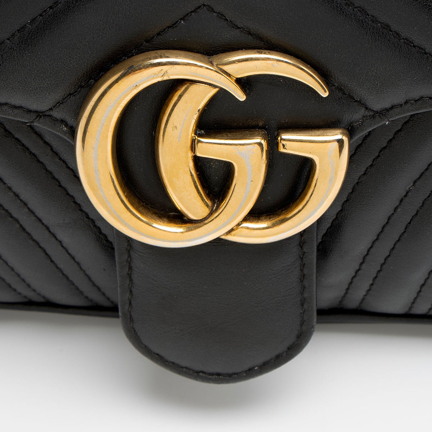 Gucci Matelasse Leather GG Marmont Medium Flap Bag