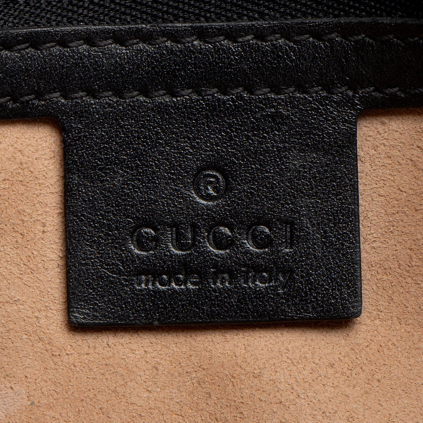 Gucci Matelasse Leather GG Marmont Medium Flap Bag