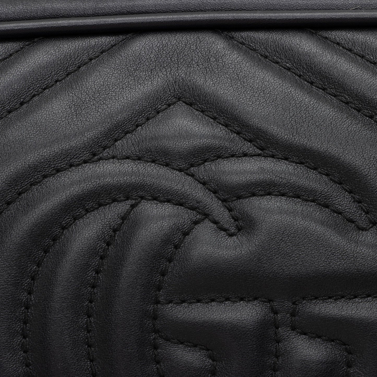 Gucci Matelasse Leather GG Marmont Small Shoulder Bag (SHF-yWuLoN)