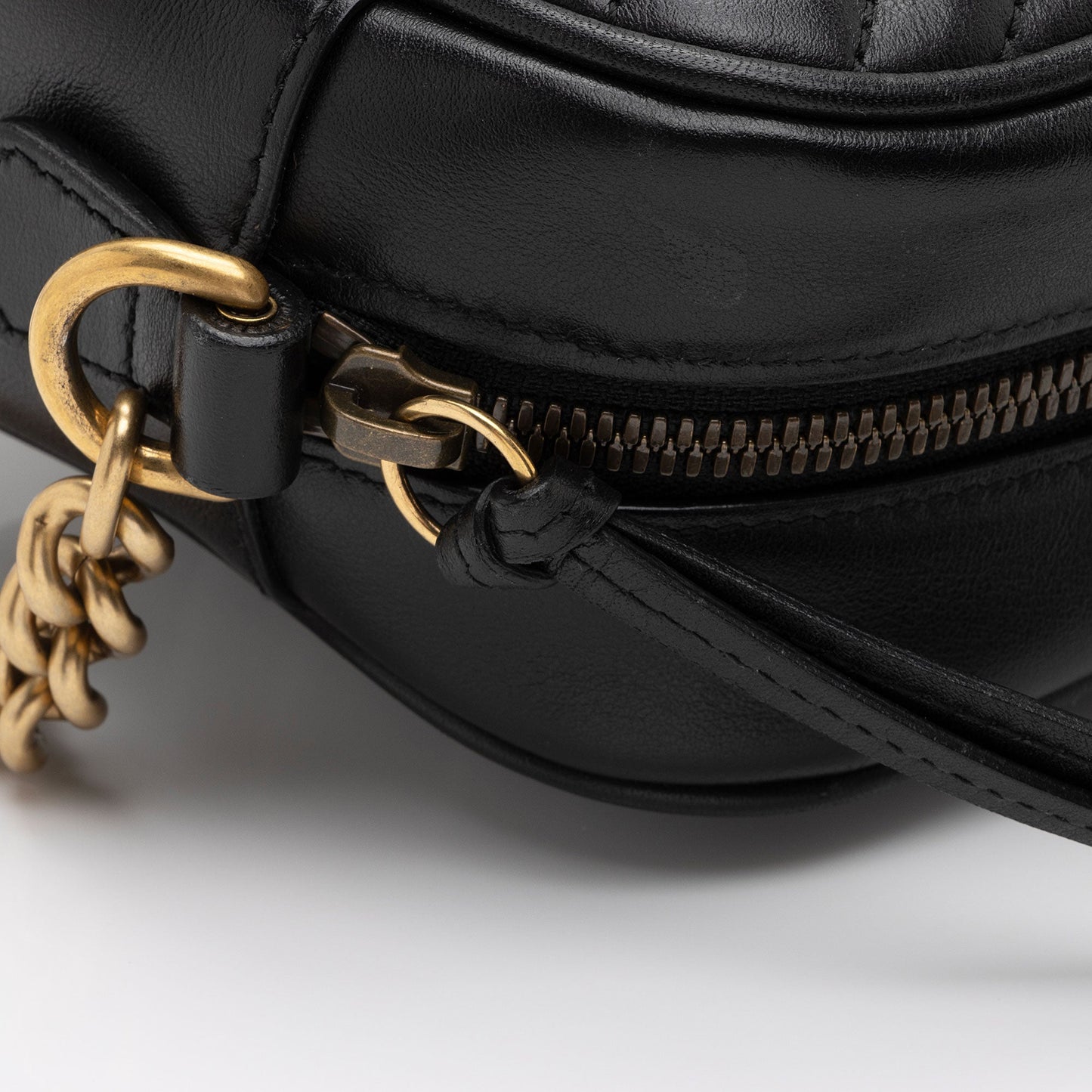 Gucci Matelasse Leather GG Marmont Small Shoulder Bag (SHF-no6urc)