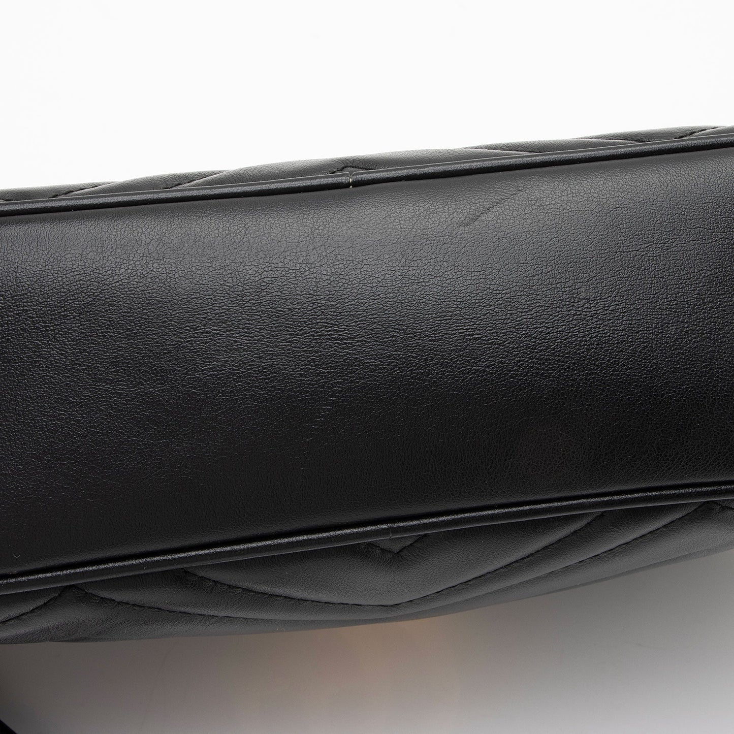 Gucci Matelasse Leather GG Marmont Small Shoulder Bag (SHF-E9Frrv)