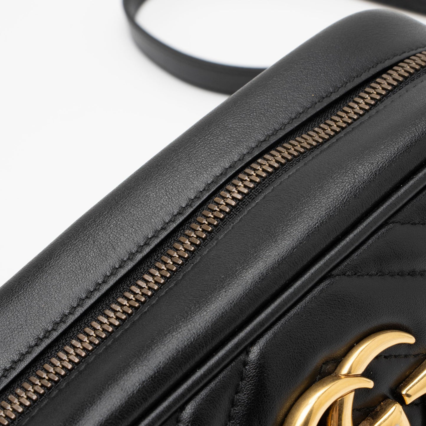 Gucci Matelasse Leather GG Marmont Small Shoulder Bag (SHF-P3q3Nl)