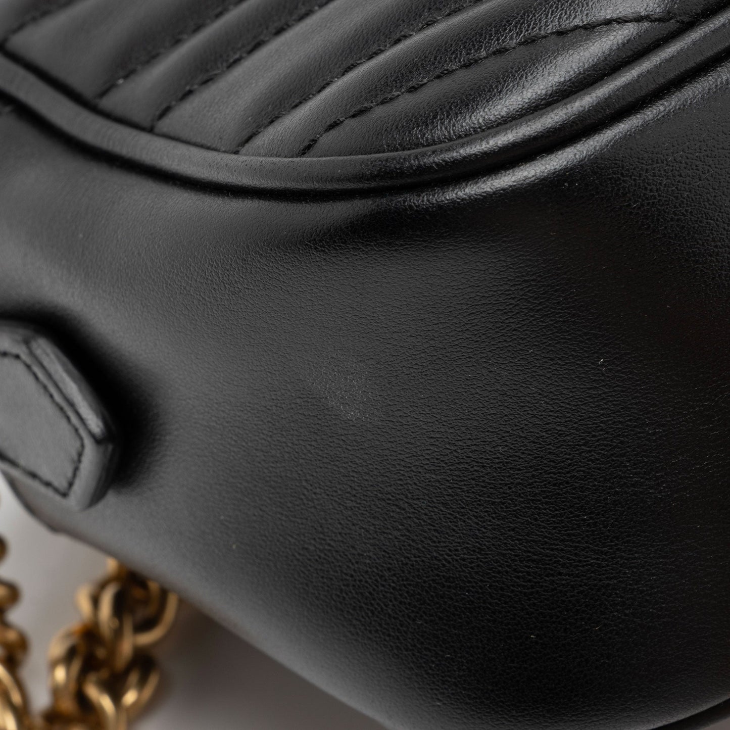 Gucci Matelasse Leather GG Marmont Small Shoulder Bag (SHF-P3q3Nl)